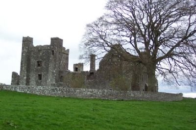 Bective Abbey / Mainistir Bheigtí. Click for full size. Bective Abbey / Mainistir Bheigtí image. Click for full size.