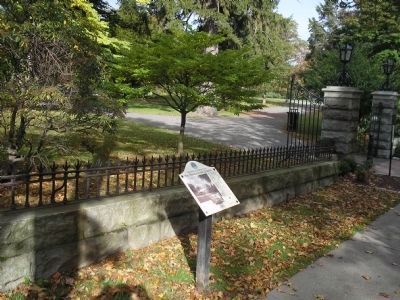 Marker at Ballard Park image. Click for full size.