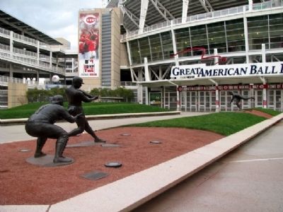 Lombardi, Robinson, and Nuxhall Statues image. Click for full size.