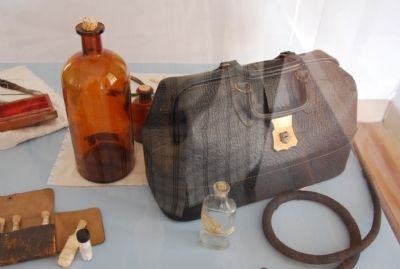 Doctor's Bag. Click for full size. Doctor's Bag image. Click for full size.