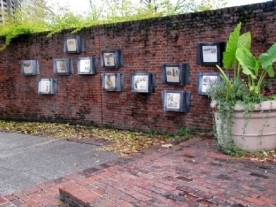 Lytle Park Markers image. Click for full size.