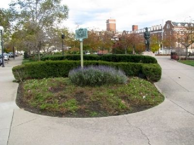 Lytle Park, Looking Northeast. Click for full size. Lytle Park, Looking Northeast image. Click for full size.