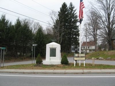 The War Monument Marker next to the War Monument image. Click for full size.