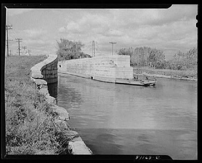Enlarged Erie Canal Lock 23 in 1941 image. Click for full size.