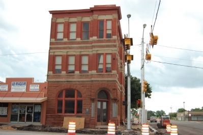Taylor National Bank and Marker. Click for full size. Taylor National Bank and Marker image. Click for full size.