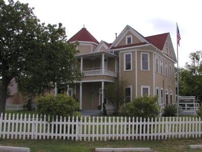 Page-Decrow-Weir House. Click for full size. Page-Decrow-Weir House image. Click for full size.