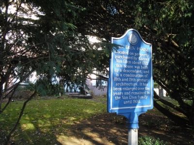 Van Dien House Marker image. Click for full size.