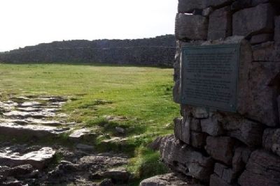 Dún Aonghus Marker. Click for full size. Dún Aonghus Marker image. Click for full size.