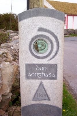 Dún Aonghus 1 Km Marker. Click for full size. Dún Aonghus 1 Km Marker image. Click for full size.