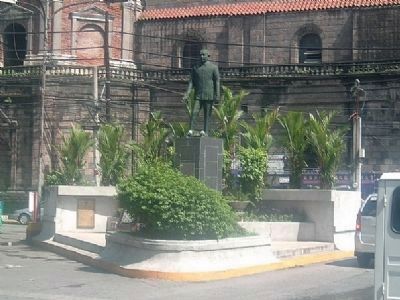 Roman Ongpin Statue and a Second Marker at the Bottom Left image. Click for full size.