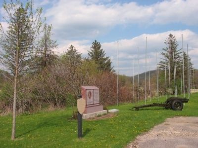 Nearby Sign <i>[foreground]</i> image. Click for full size.