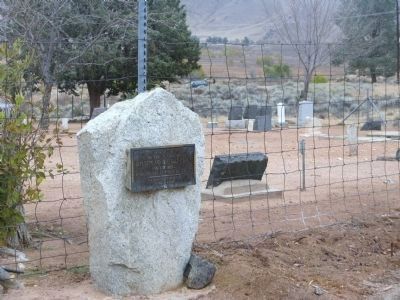 Old Kernville Cemetery Dedication Plaque image. Click for full size.