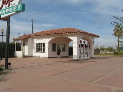 Sonora Service Station image. Click for full size.