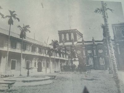Pre-war Plaza Santo Tomas image. Click for full size.
