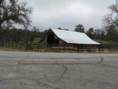 Lavers Ranch Barn image. Click for full size.