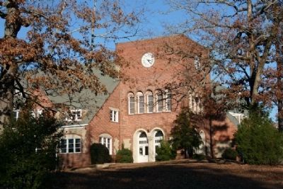 Tallapoosa Hall, built circa 1930 image. Click for full size.