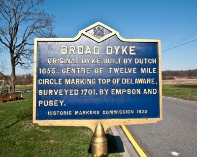 Broad Dyke Marker image. Click for full size.