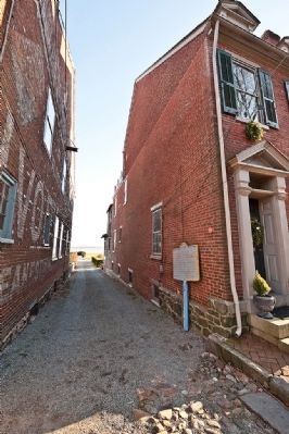 Packet Alley Marker image. Click for full size.