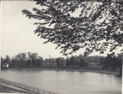 Hampton Reservoir and Pump (Valve) House. Click for full size. Hampton Reservoir and Pump (Valve) House image. Click for full size.