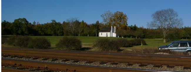 Fairfield Plantation from the Railroad Tracks image. Click for full size.