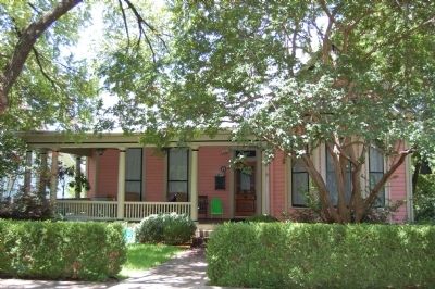 Elvira T. Manor Davis House image. Click for full size.