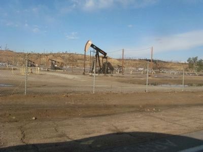 Kern River Oil Fields. Click for full size. Kern River Oil Fields image. Click for full size.