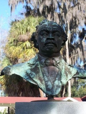 Close up of Robert Smalls Memorial image. Click for full size.