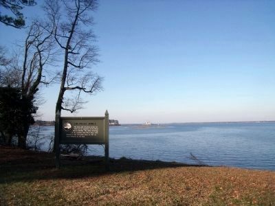 Cheatham Annex Pier on the York River image. Click for full size.