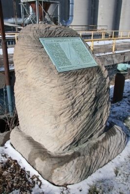 A Prehistoric Fort Marker. Click for full size. A Prehistoric Fort Marker image. Click for full size.