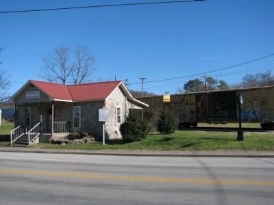 Wartrace welcome center and Marker. Click for full size. Wartrace welcome center and Marker image. Click for full size.
