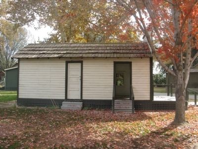 Side View of Dentist Office - One Room Home. Click for full size. Side View of Dentist Office - One Room Home image. Click for full size.