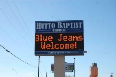 Hutto Baptist Church Sign image. Click for full size.