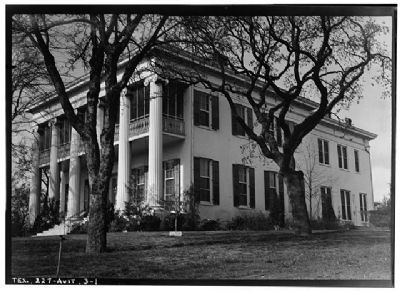 Governor's Mansion image. Click for more information.