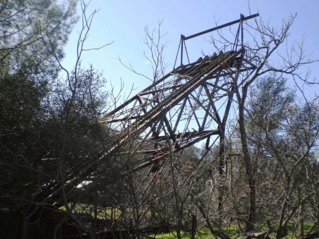 Keystone Mine - Remains of the Headframe image. Click for full size.