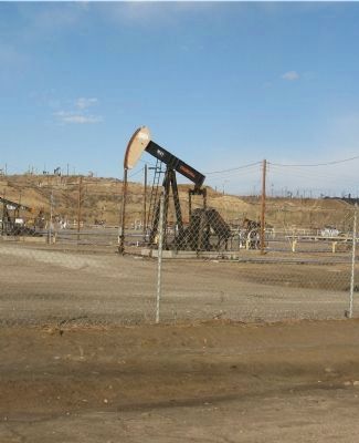 A Modern Pumping Unit image. Click for full size.