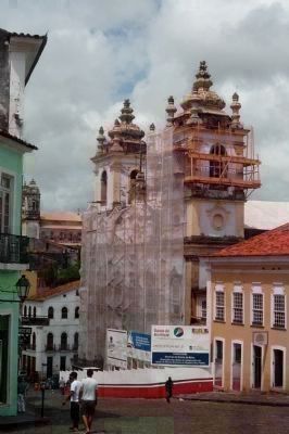 <i>Igreja de Nossa Senhora do Rosario dos Pretos</i> - near the Zumbi Dos Palmares monument image. Click for full size.