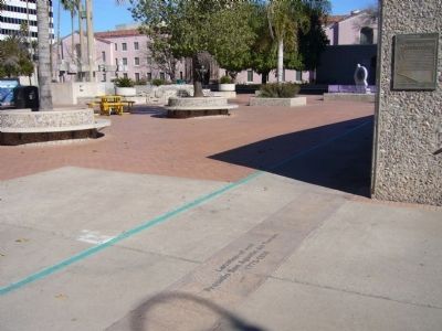 El Presido Plaza. Click for full size. El Presido Plaza image. Click for full size.