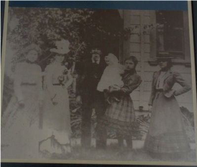 Photo Displayed on Marker image. Click for full size.