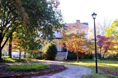 Washington-Wilkes Historical Museum image. Click for full size.