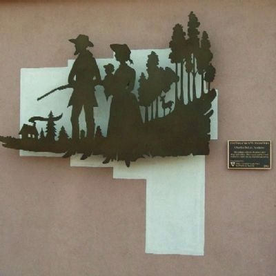 Vinton County Pioneers Sculpture image. Click for full size.