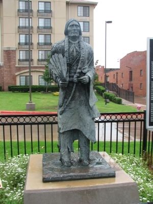 Quanah Parker Statue image. Click for full size.