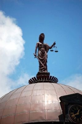 Close up of top of Williamson County Court House image. Click for full size.