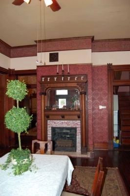 Inside the Page-Decrow-Weir House image. Click for full size.
