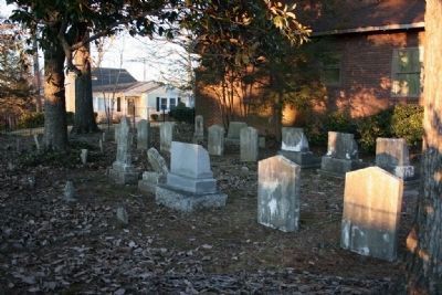 Cemetery behind Wilson Chapel image. Click for full size.
