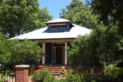 Williams-Weigl House. Click for full size. Williams-Weigl House image. Click for full size.