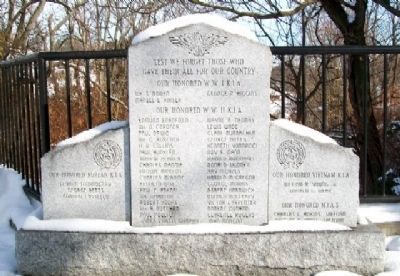 Barnesville War Memorial. Click for full size. Barnesville War Memorial image. Click for full size.