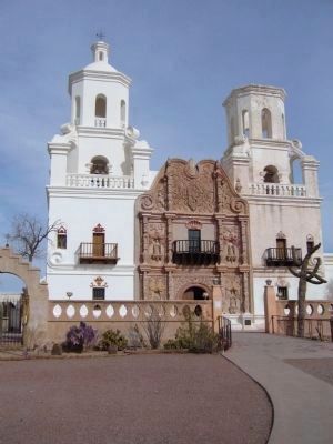 Mission San Xavier del Bac image. Click for full size.