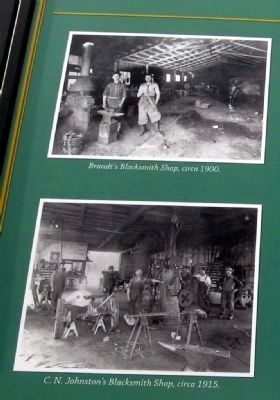Photos Displayed on Marker. Click for full size. Photos Displayed on Marker image. Click for full size.