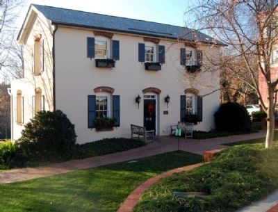 Falls Cottage -<br>Northeast Corner. Click for full size. Falls Cottage -<br>Northeast Corner image. Click for full size.