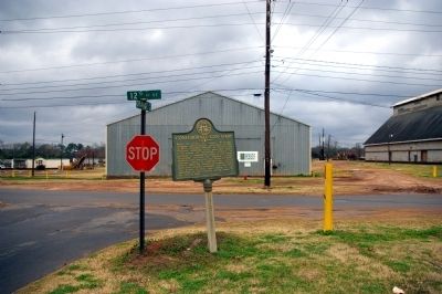 Confederate Gun Shop Marker image. Click for full size.